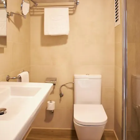 Invisa Ereso 3*